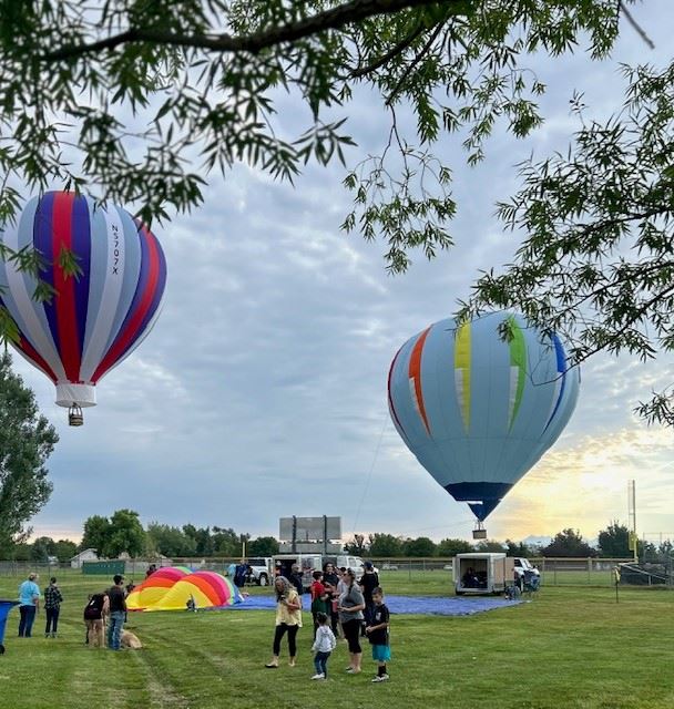 Photo of hot air balloons in Parque De Vida