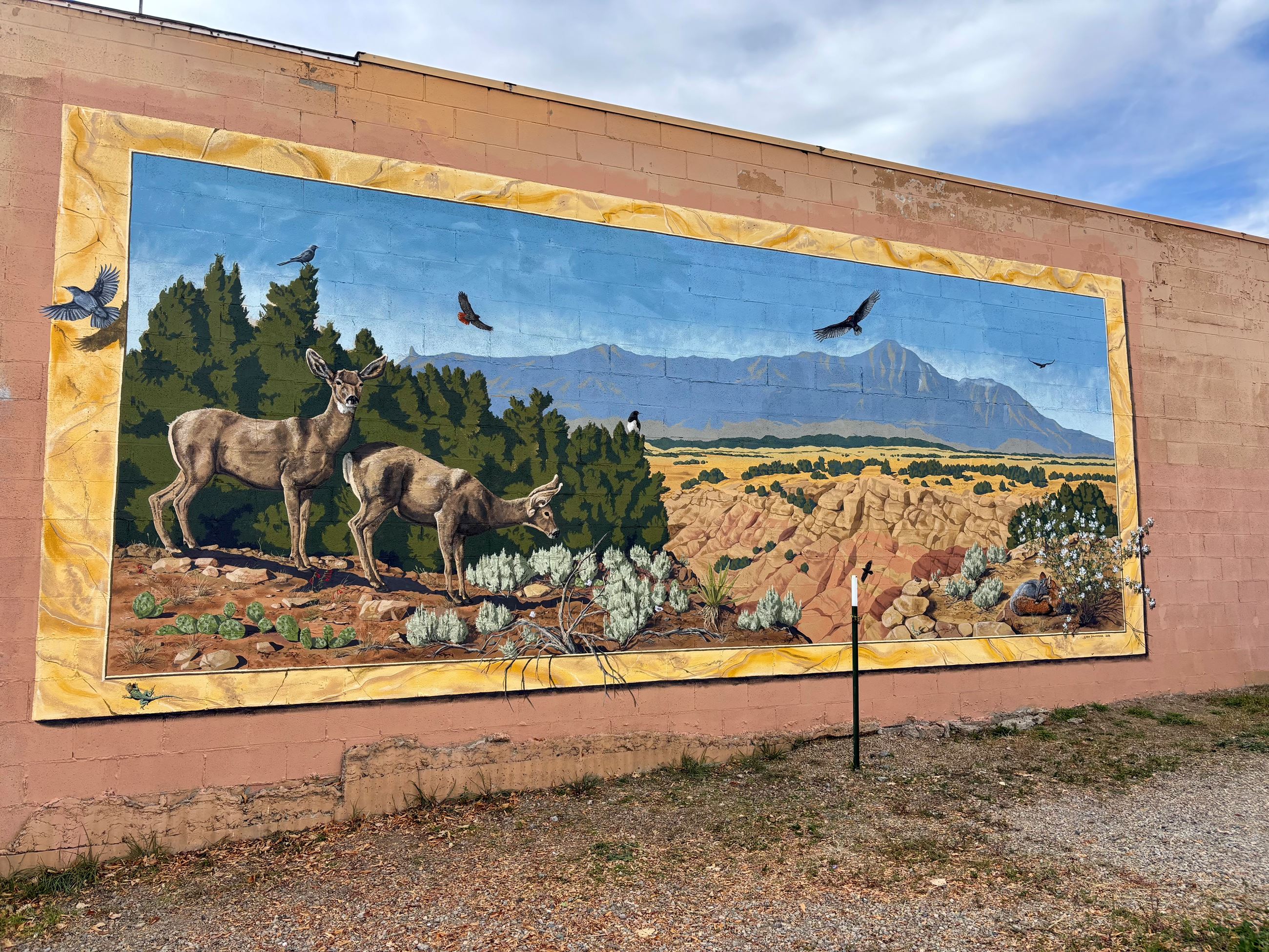 12EastMainMuralPhotoClose